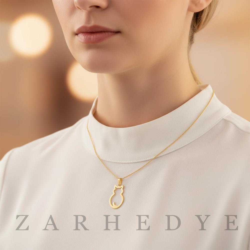 آویز طلا گربه کد 05 روی گردن مدل