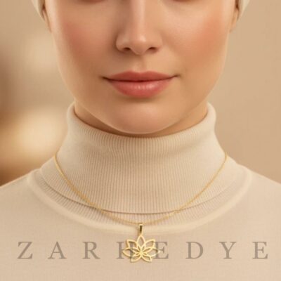 آویز طلا گل نیلوفر کد 03 روی گردن مدل